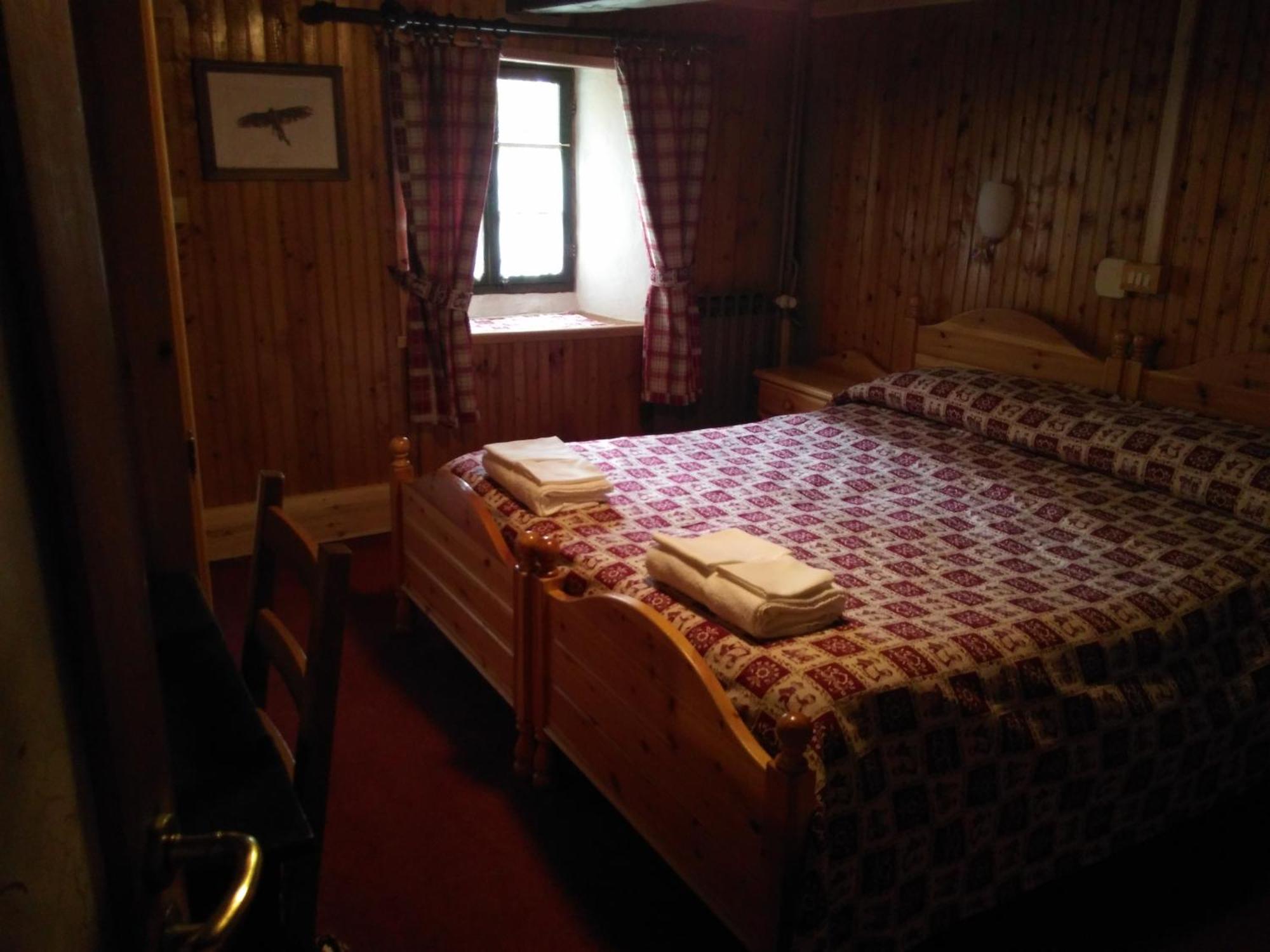 Chalet Del Lago Ceresole Reale Zimmer foto